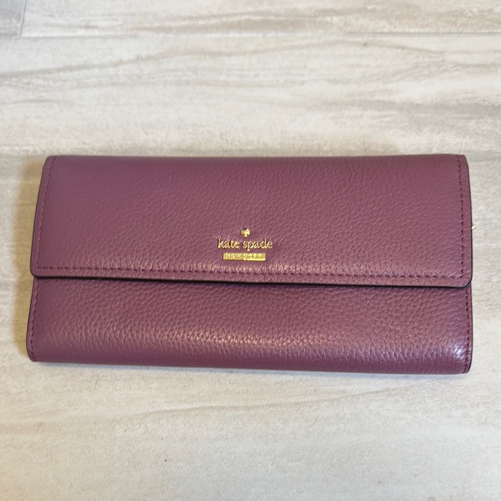 Kate Spade Purple Pebbled Leather Wallet *gently used*